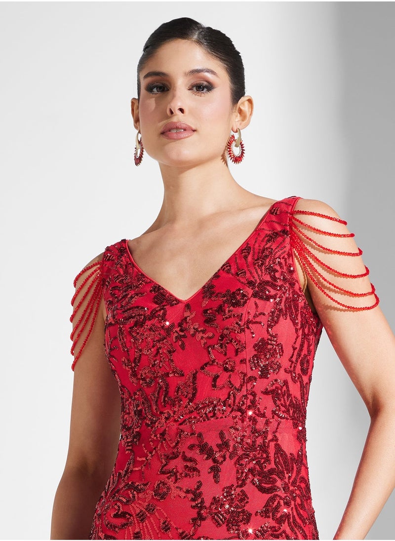 Little Mistress Embelished Shoulder Drape Detail Sleeveless V-Neck Fishtail  Dress  - Image 3