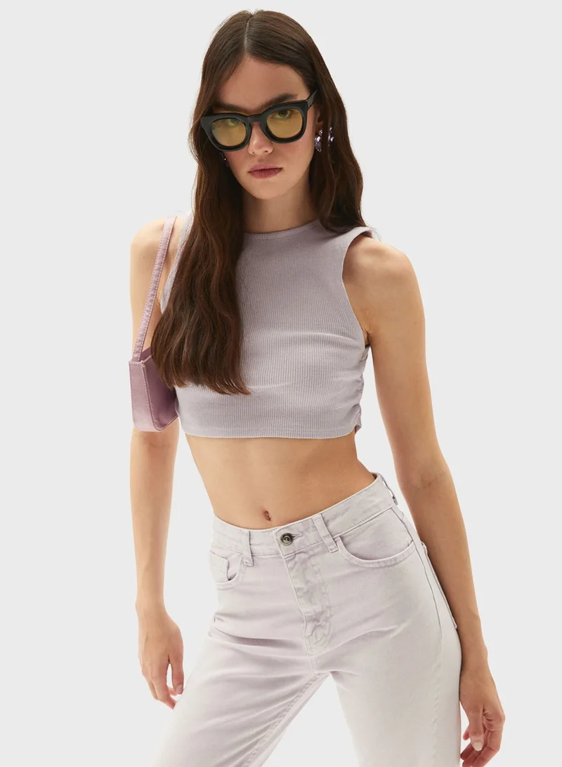 JUNE Round Neck Crop Top