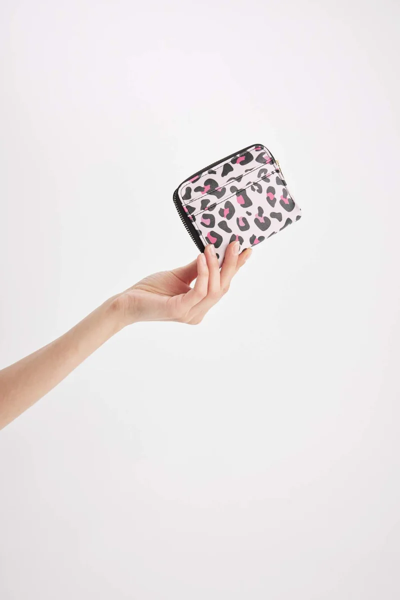 ديفاكتو Woman Faux Leather Wallets