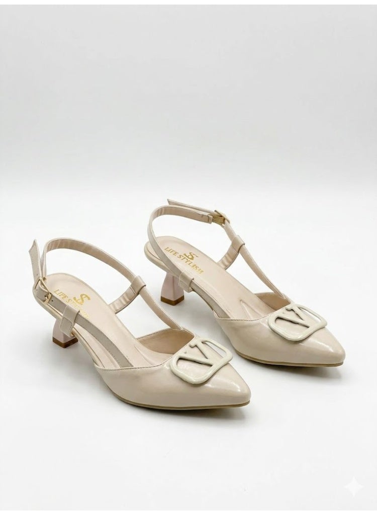 لايف ستيلاش  أحذية بكعب متوسط من الجلد مع إبزيم أنيق F-613 - بيج - Image 2