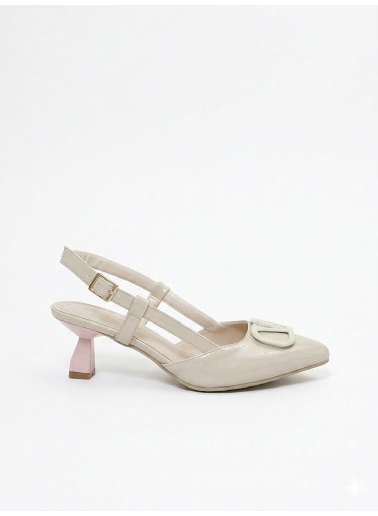 لايف ستيلاش  أحذية بكعب متوسط من الجلد مع إبزيم أنيق F-613 - بيج - Image 4