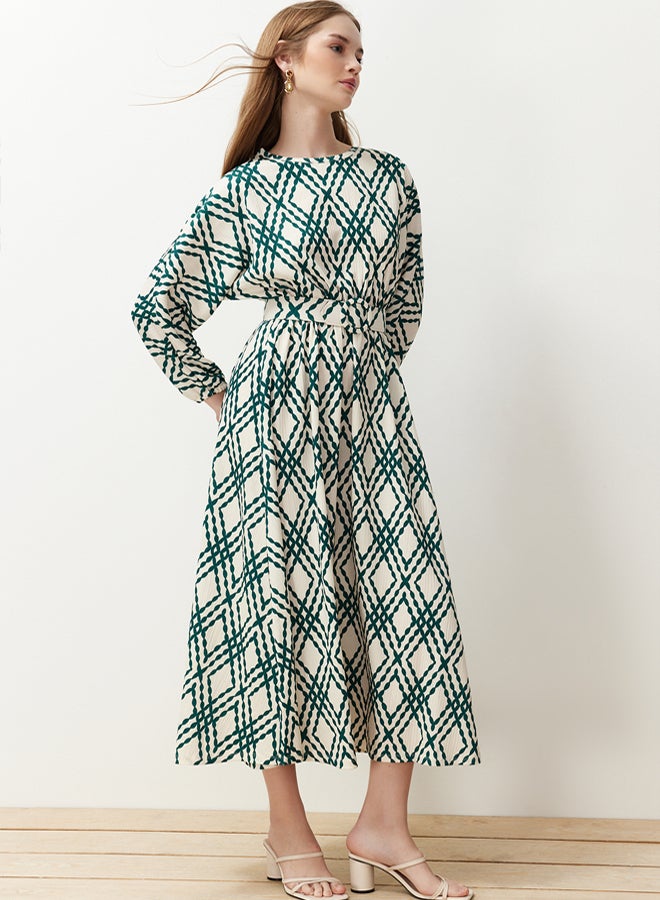 trendyol Green Patterned Belt Detailed Crinkle Woven Dress TCTSS24EB00233 - Image 2