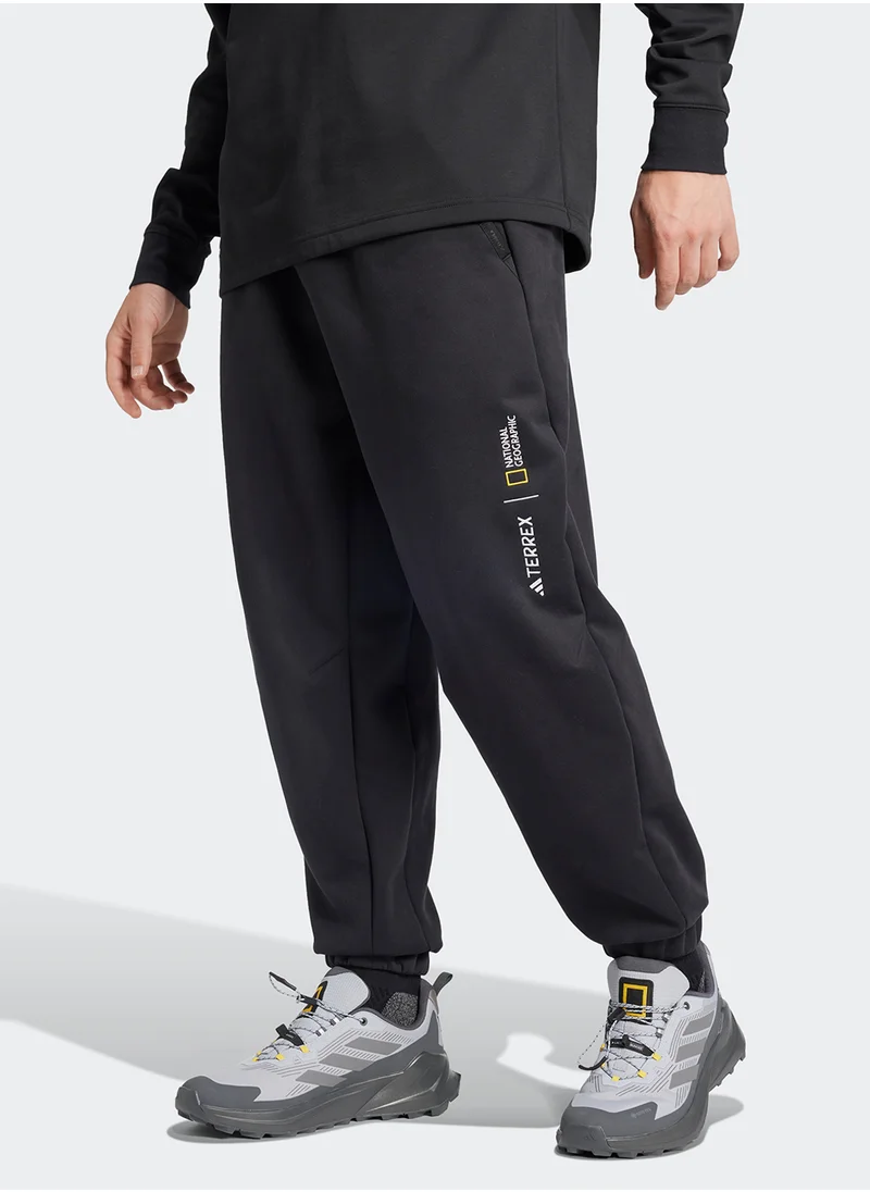 اديداس National Geographic Sweatpants