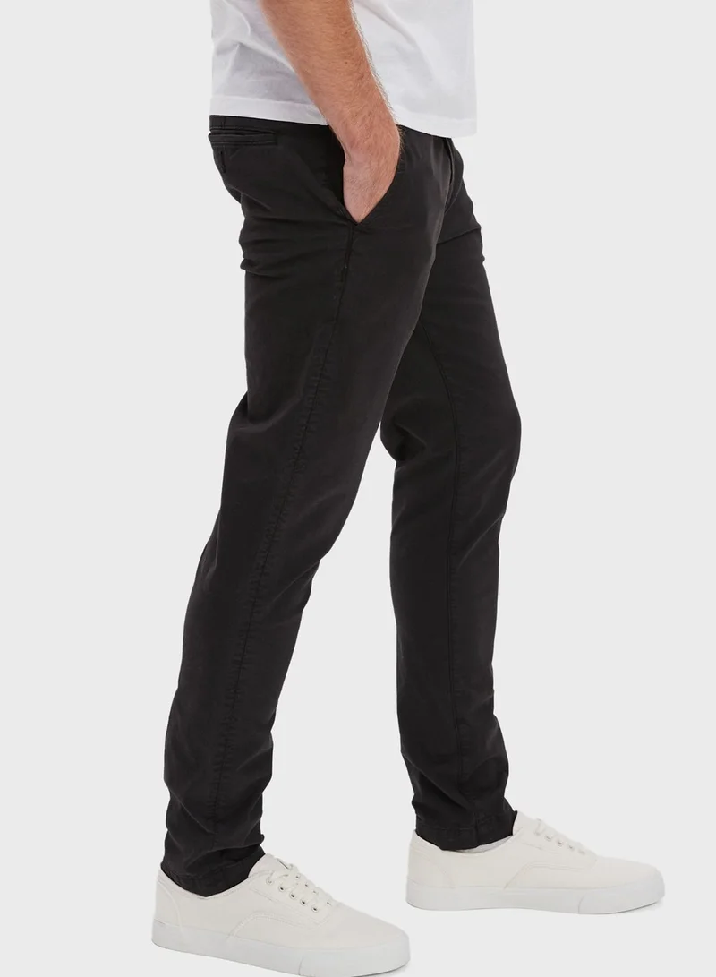 American Eagle Essential Skinny Fit Chinos
