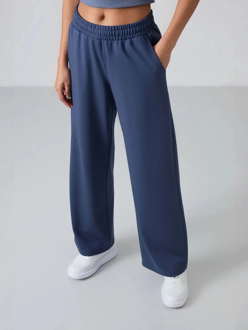 تومي لايف TOMMY Wide-Leg Pull-On Sweatpants