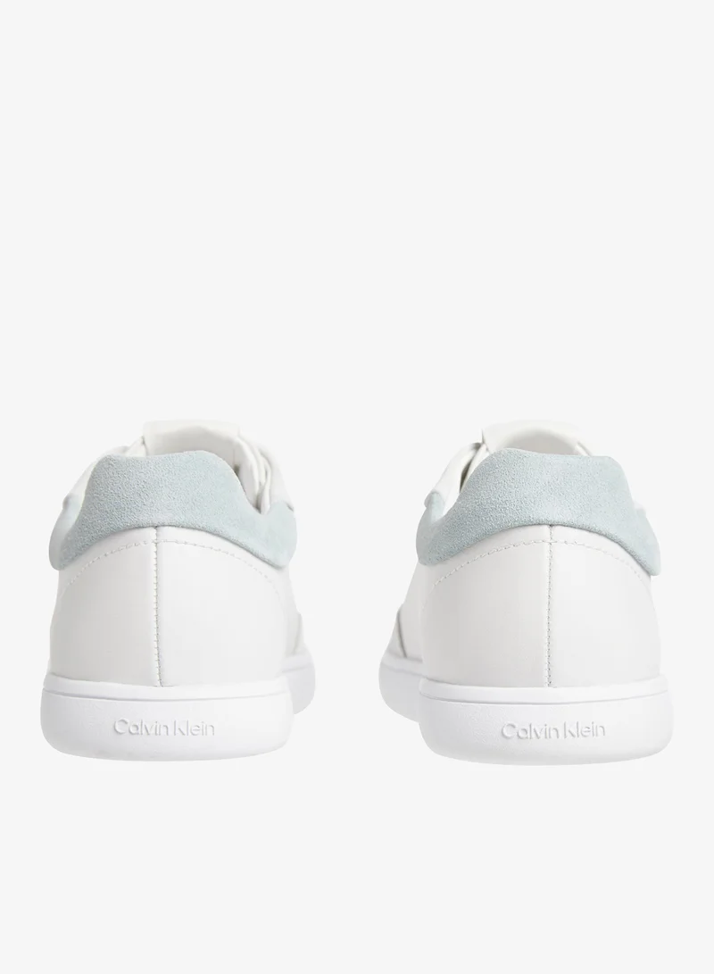 كالفن كلاين سنيكرز برباط منخفض