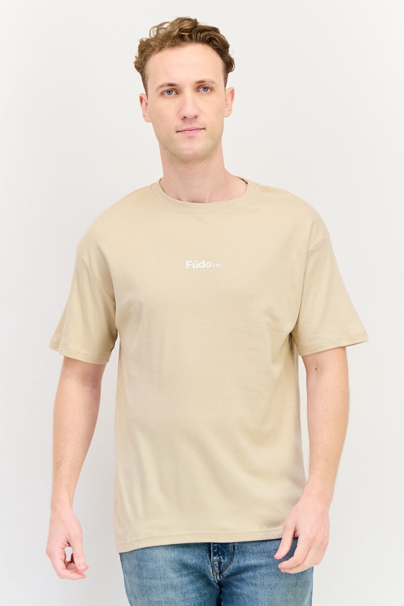 Fudo تي شيرت رجالي بأكمام قصيرة وياقة دائرية بشعار العلامة التجارية، تان - Image 1