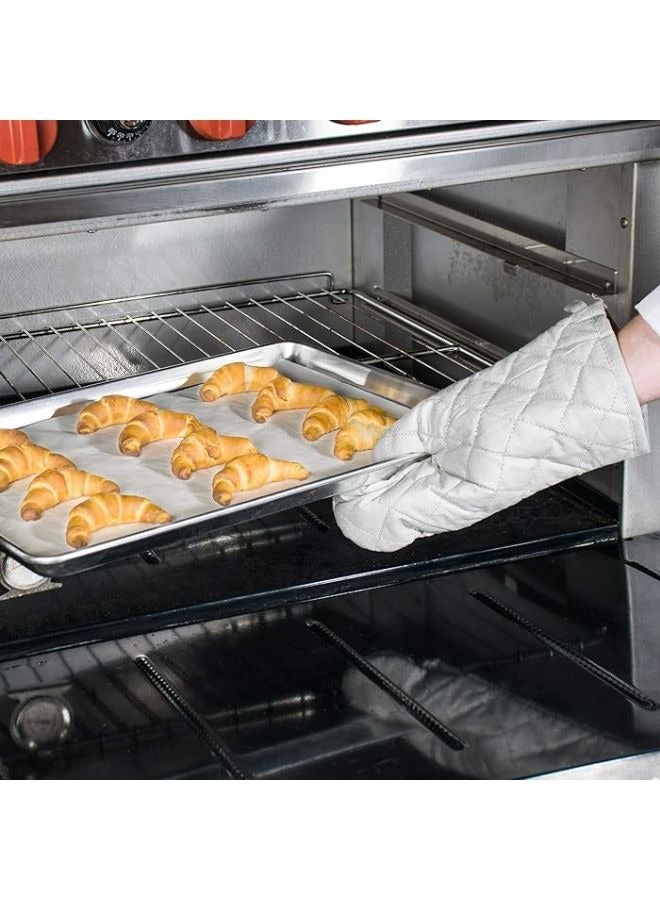 طقم قفاز فرن وحامل أواني حراري مقاوم للحرارة – قفاز مطبخ مبطن بعزل قوي مع قاعدة مسك مربعة – حماية كاملة لليدين من الحرارة العالية – مناسب للفرن، الشواية، الصواني الساخنة وأواني الطهي – خامات متينة وآمنة للاستخدام اليومي – لون فضي - Image 5