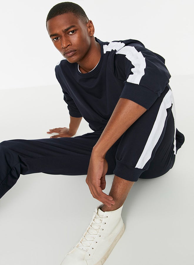 trendyol Navy Blue Knitted Pajamas with Stripes. - Image 3
