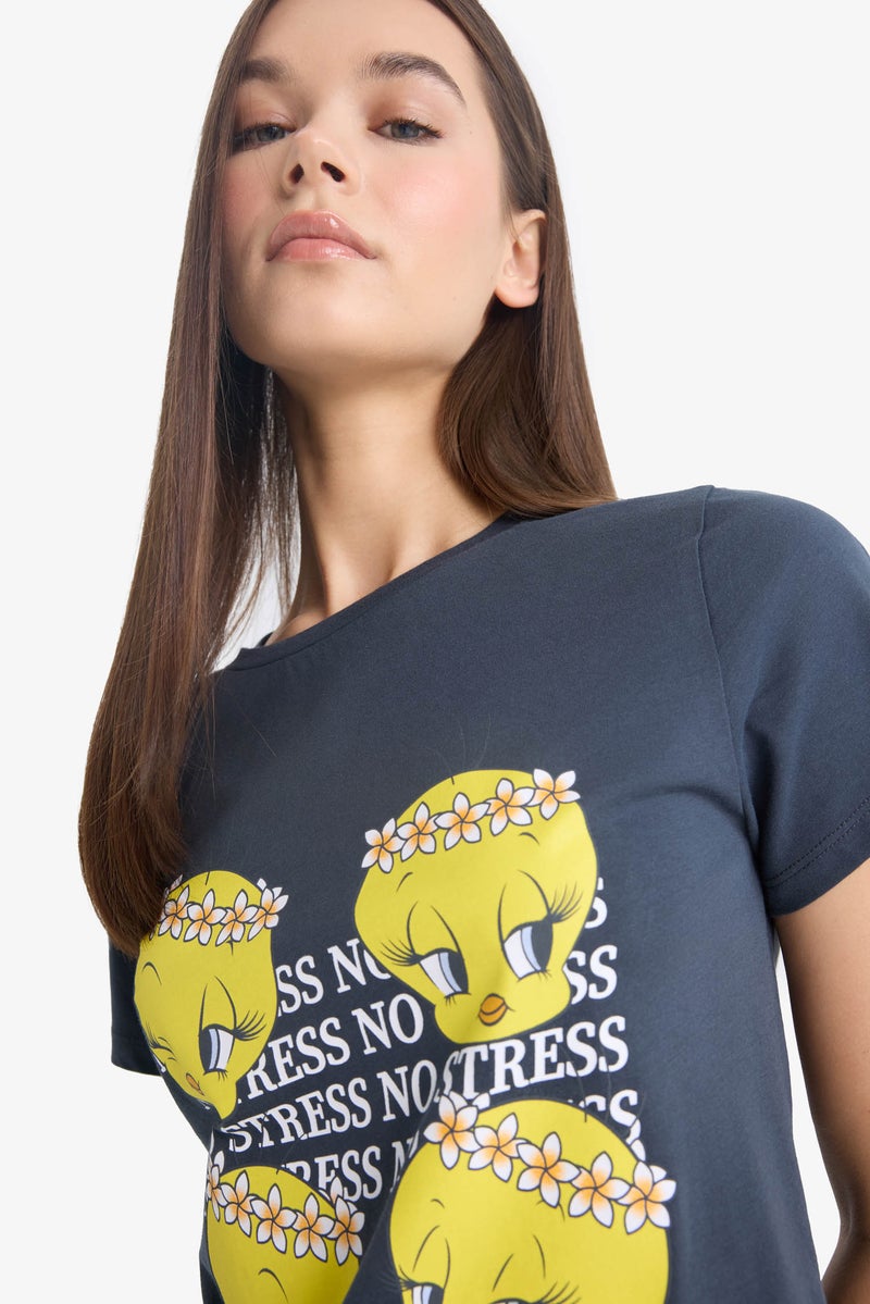 DeFacto Woman Regular Fit Looney Tunes Licensed Short Sleeve T Shirt - Image 3