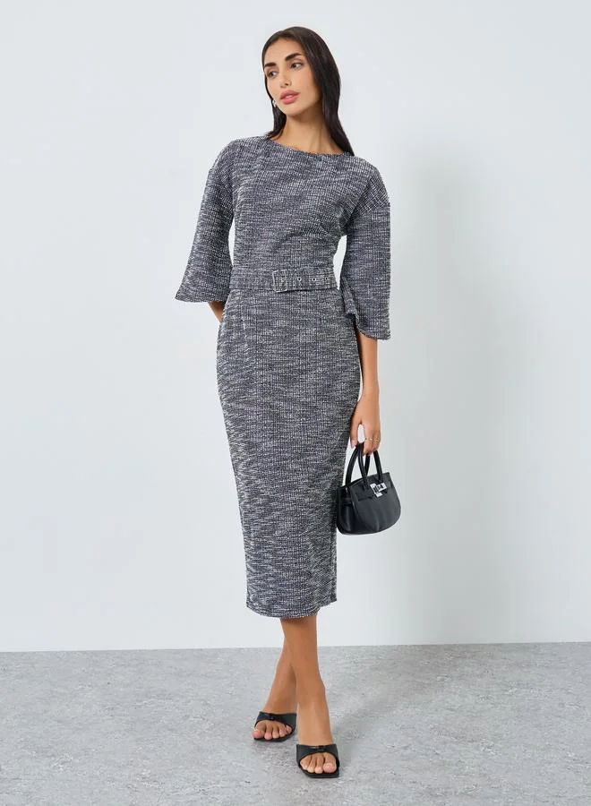 ستايلي فستان ميدي بأكمام جرس وحزام