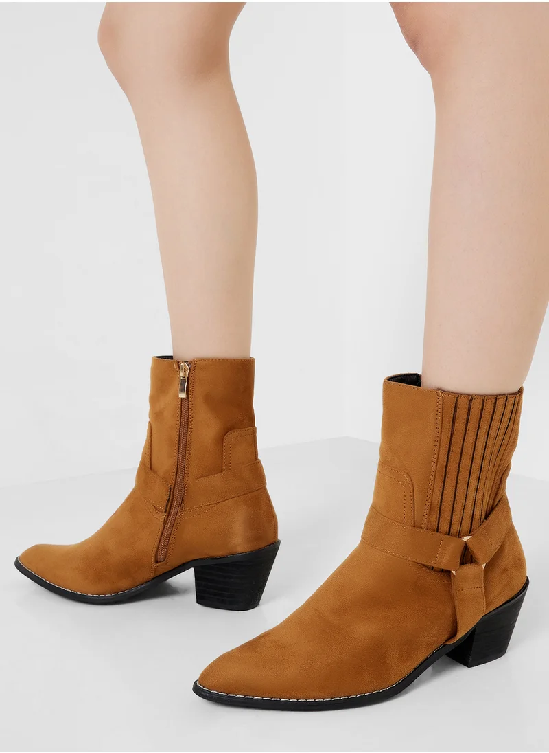 جينجر Suede Cowboy High Heel Ankle Boots