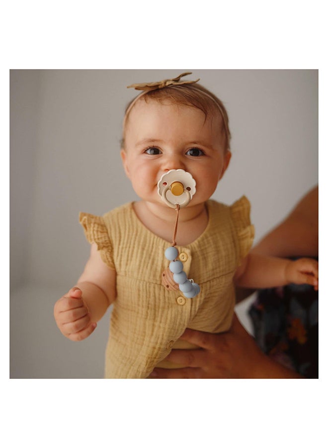 FRIGG Daisy Latex Baby Pacifier 0-6M 2-Pack Blush/Cream - Size 1 - Image 3