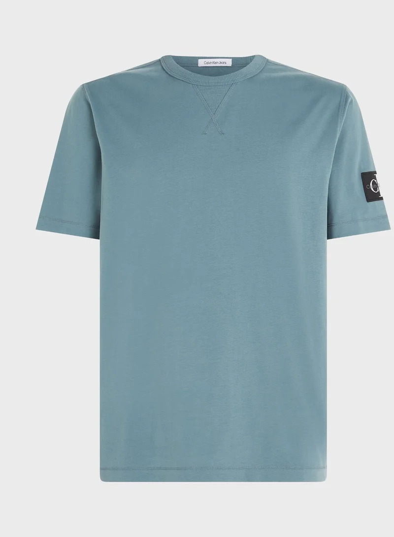 Calvin Klein Jeans Logo Badge Regular T-Shirt
