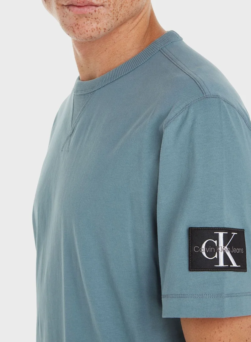 Calvin Klein Jeans Logo Badge Regular T-Shirt