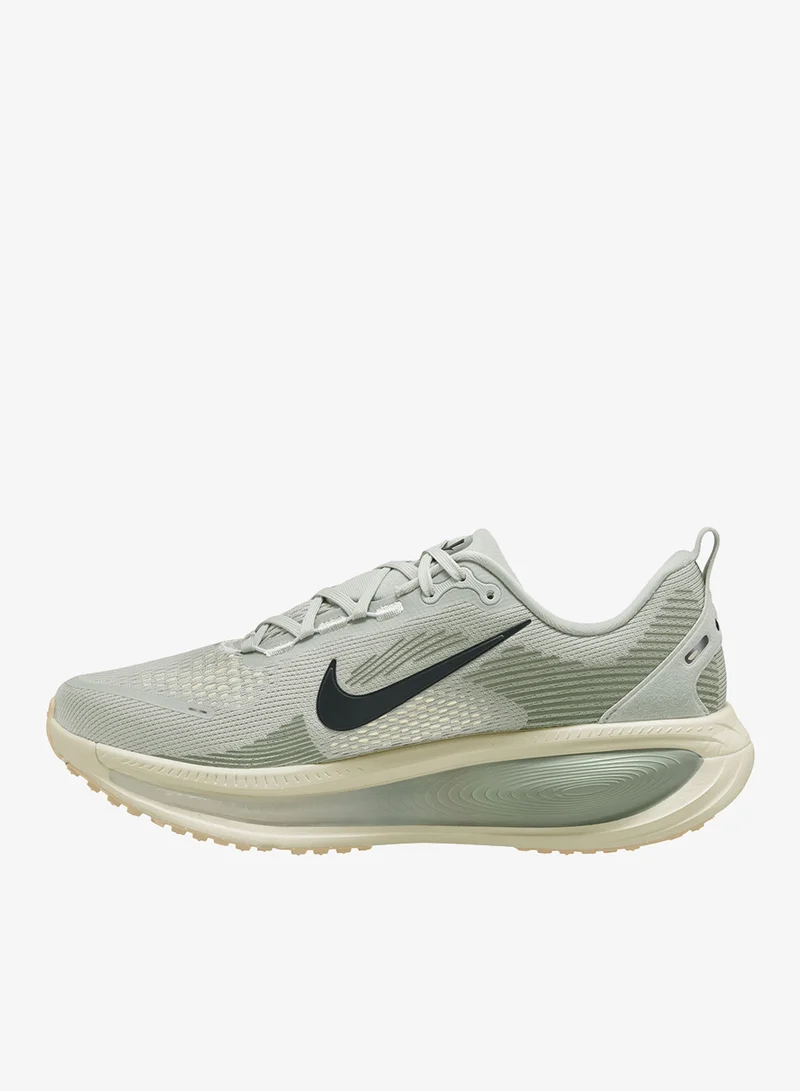 Nike Vomero 18