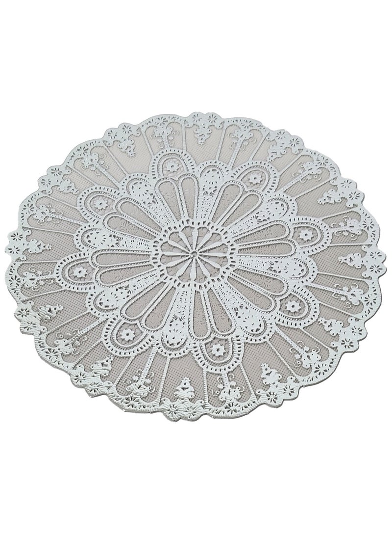 Generic 24-Piece Plastic Doilies Paper silver 15cm  - Image 1