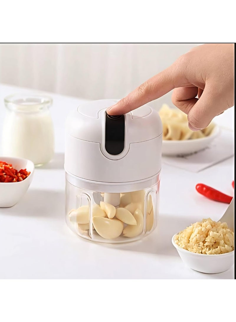 Rechargeable manual food chopper for cutting garlic, onions, peppers, and ginger, small kitchen tool to save time - Image 4