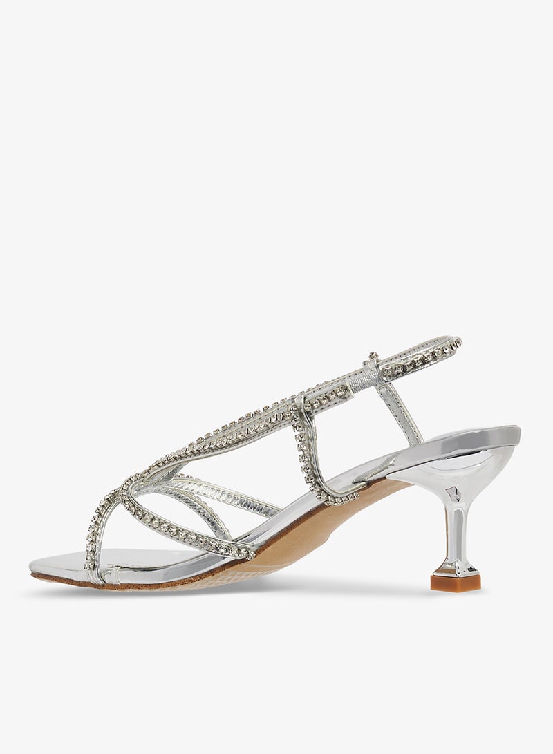 خزانة صنادل بكعب متوسط مزينة بحجر الراين الفضي - Image 3