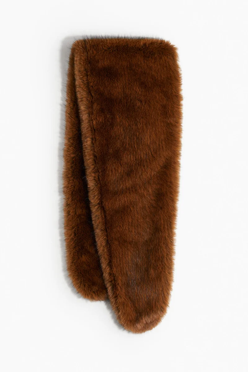 H&M Fluffy scarf