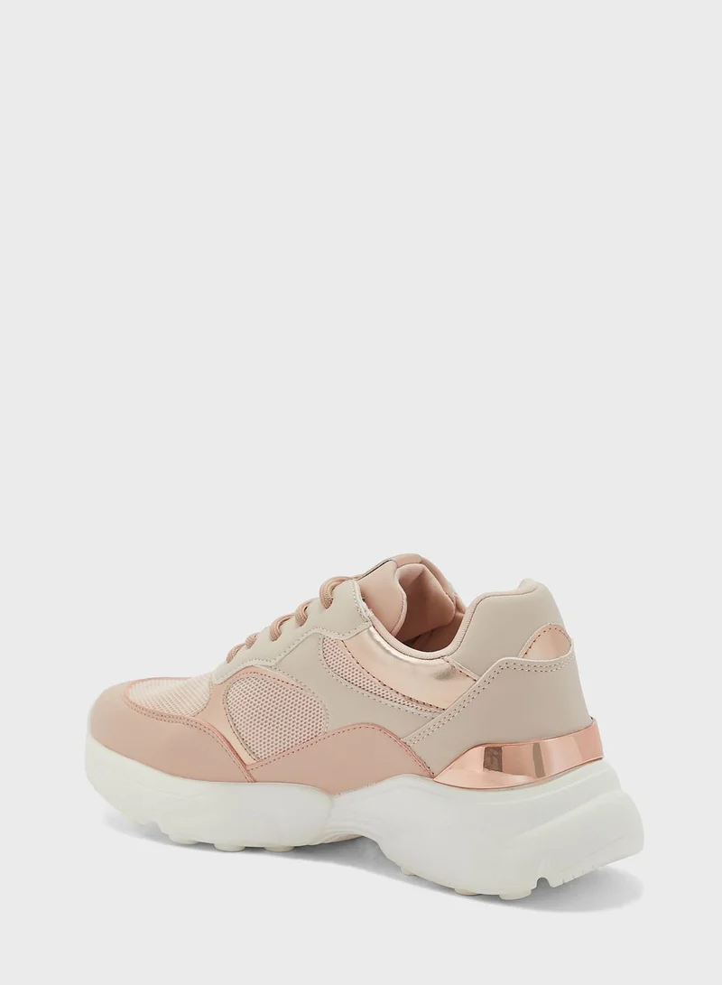 Ginger Metallic Detail Sneaker