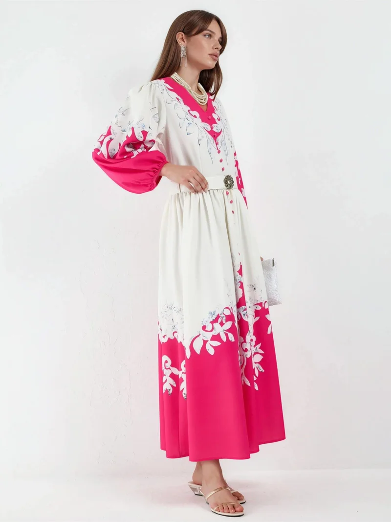 جينيفر Floral Maxi Dress with V-Neck and Button Detail