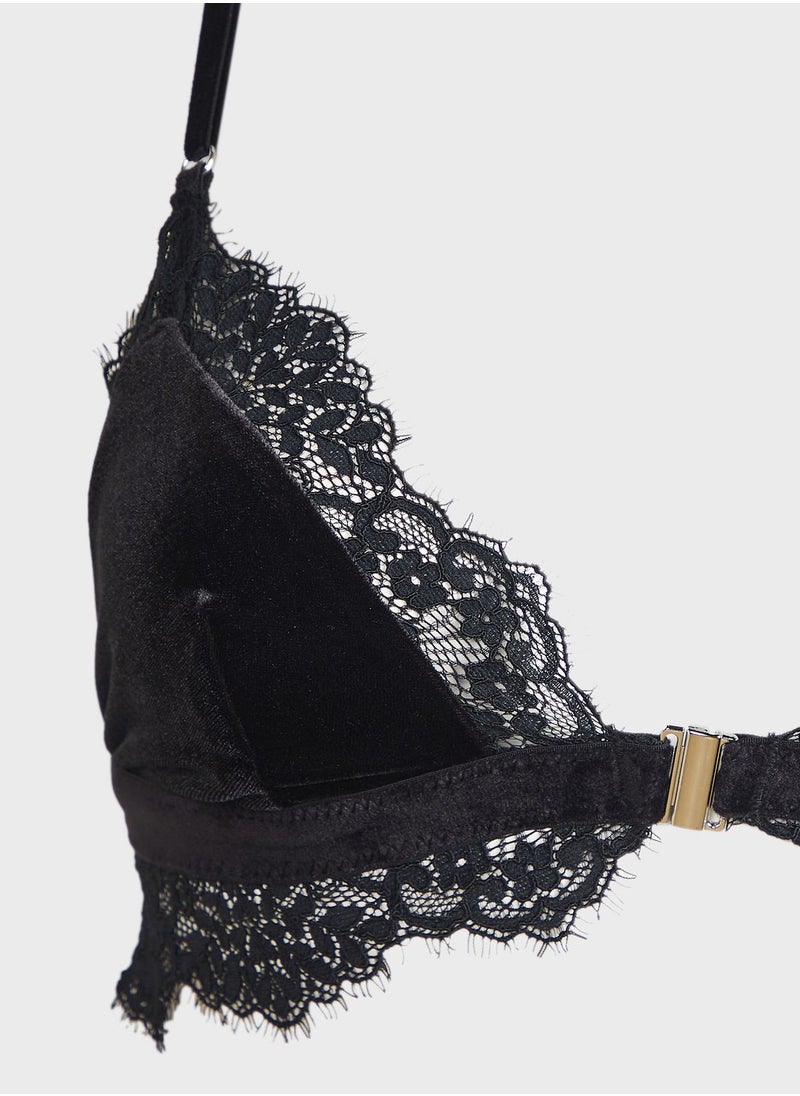 hunkemoller - Cut Out Bras - Image 1