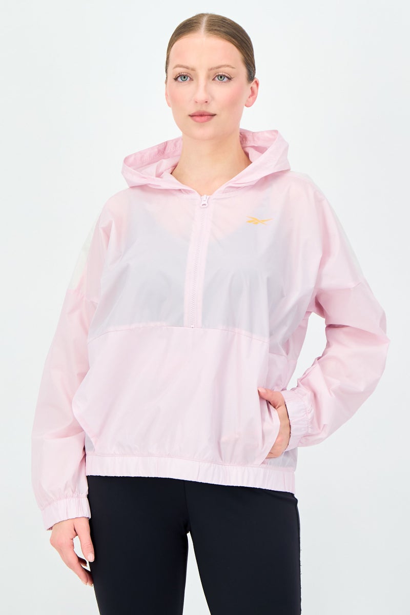 Reebok جاكيت رياضي للنساء مناسب للجري، وردي فاتح - Image 1