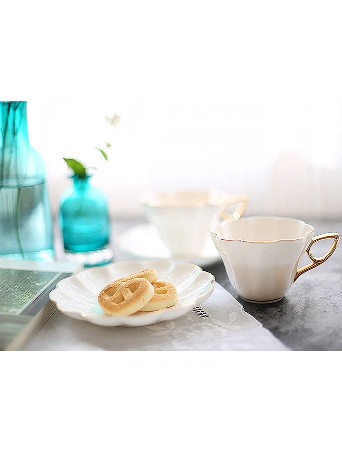 Light luxury gold-edged European-style ceramic tea cup, coffee cup, saucer and spoon set 3-piece set suitable for afternoon tea - white  - Image 1