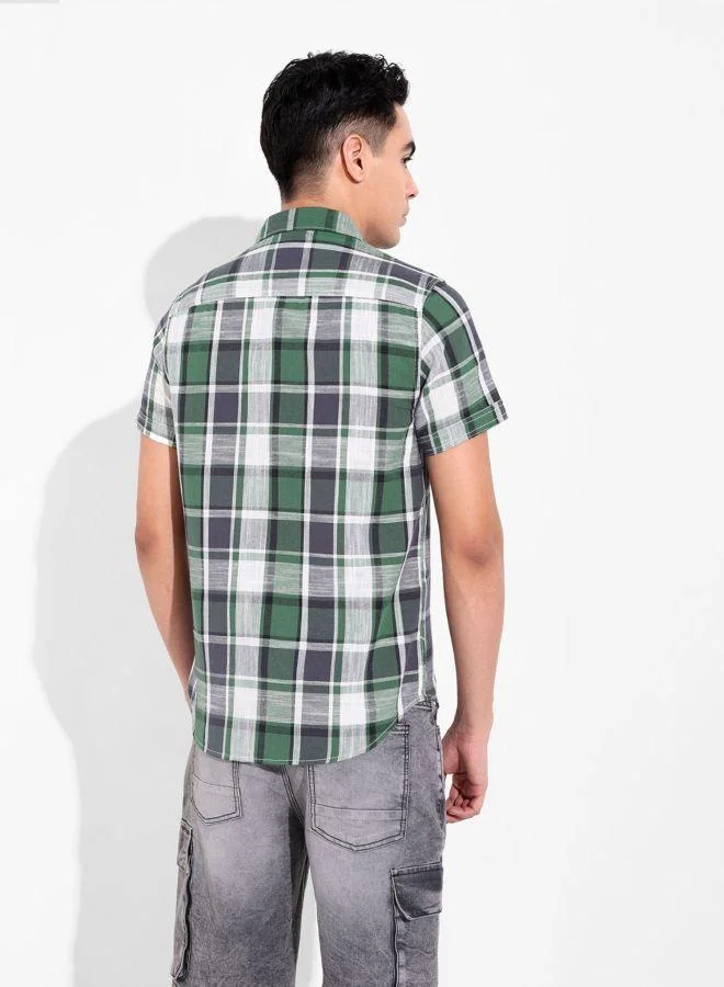 The Indian Garage Co Men Slim Fit Checked Cutaway Collar Half Sleeves Shirt