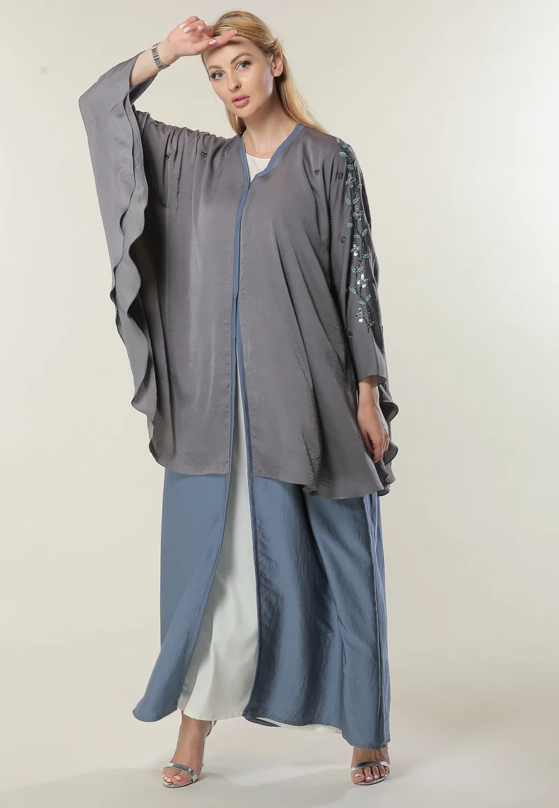 Moistreet Embroidered  Colorblock Layered Abaya