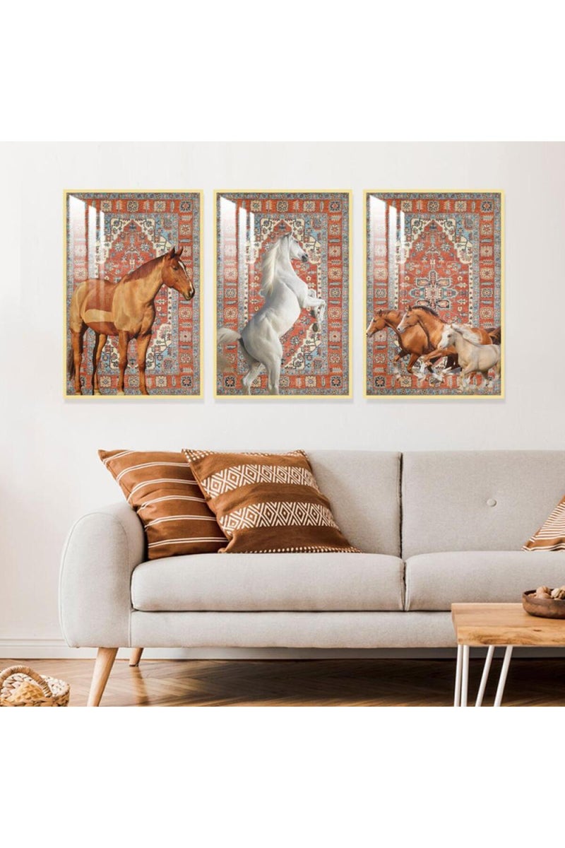 ماركتنا ثلاث لوحات جدارية خشبية بتصميم حصان، مع إطار وطبقة أكريليك شفافة. - Image 1