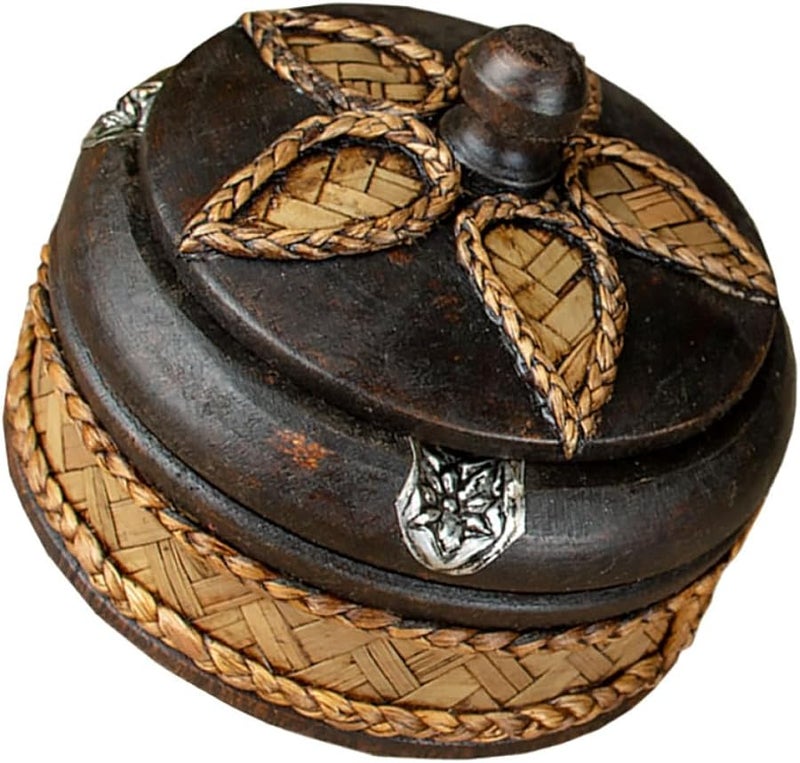 Vintage Handmade Solid Wood Ashtray with Lid 10Cm Decorative Smoking Tray - Image 1