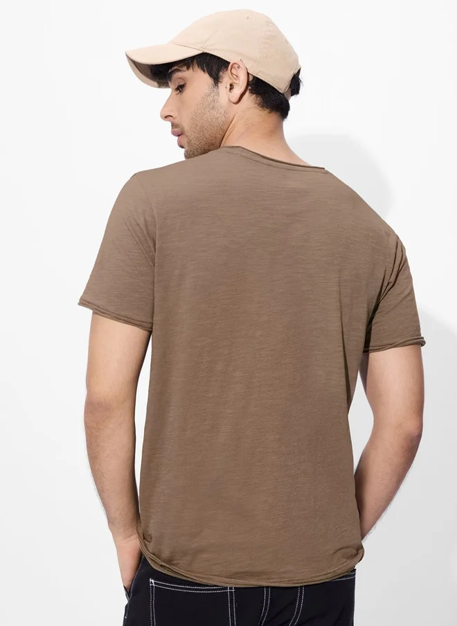 The Souled Store  The Souled Store Men Regular Fit Solid Brown T-Shirt  | Best Price UAE
