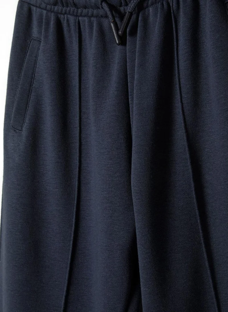 مينوتي Teen Girls Cropped Zip Through Hoodie and Jogger Set