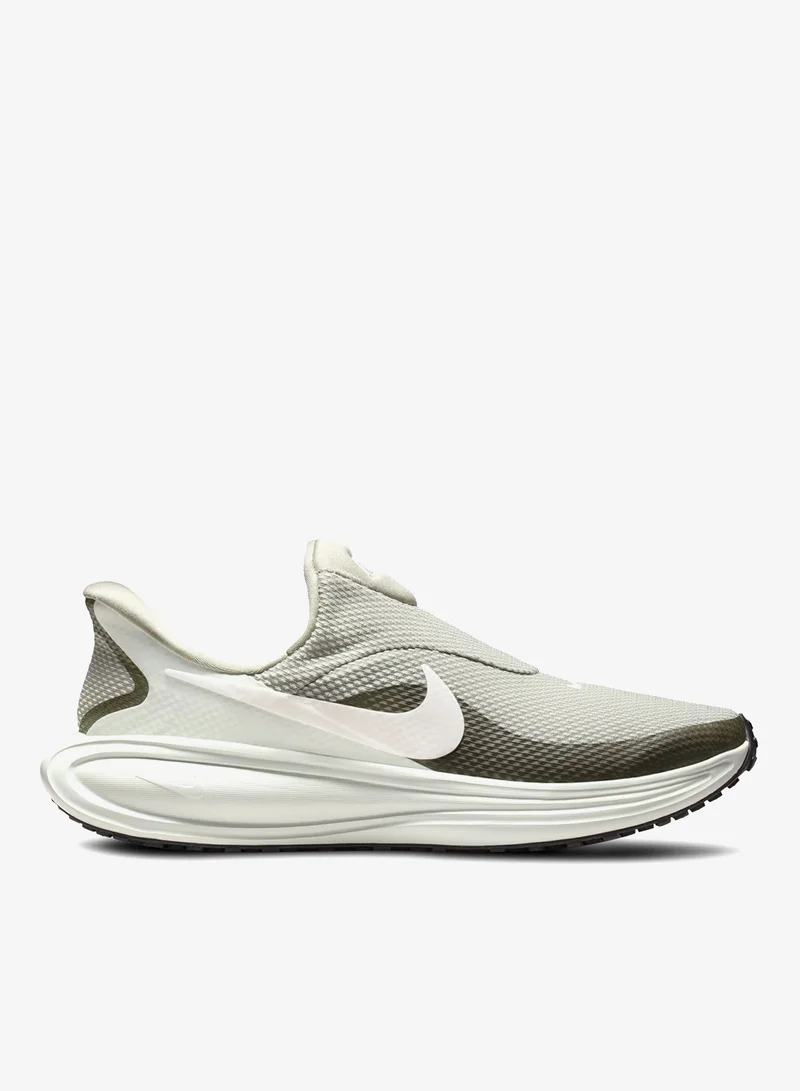 نايكي أحذية جري رجالية ريفولوشن  سهلة الارتداء