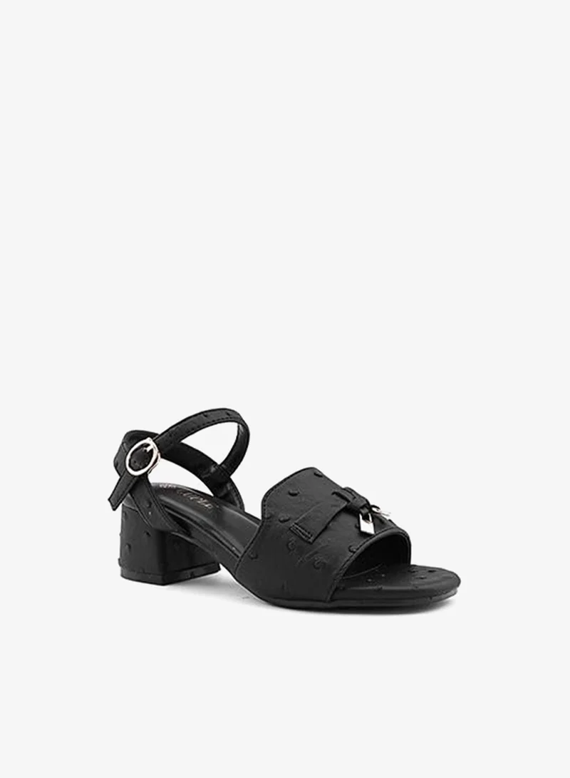 كابلي كعب عالٍ بكعب مربع وحزام للكاحل للبنات