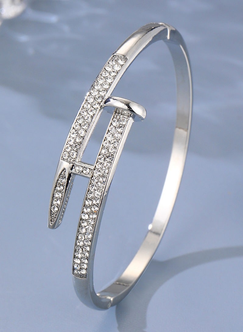 Mark Fairwhale 1Piece Fashionable, Minimalist, High-End And Personalized Bracelet  - Image 1