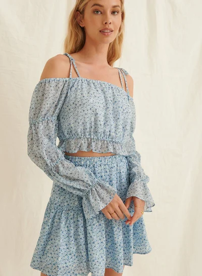 NA-KD Elastic Detail Off Shoulder Top