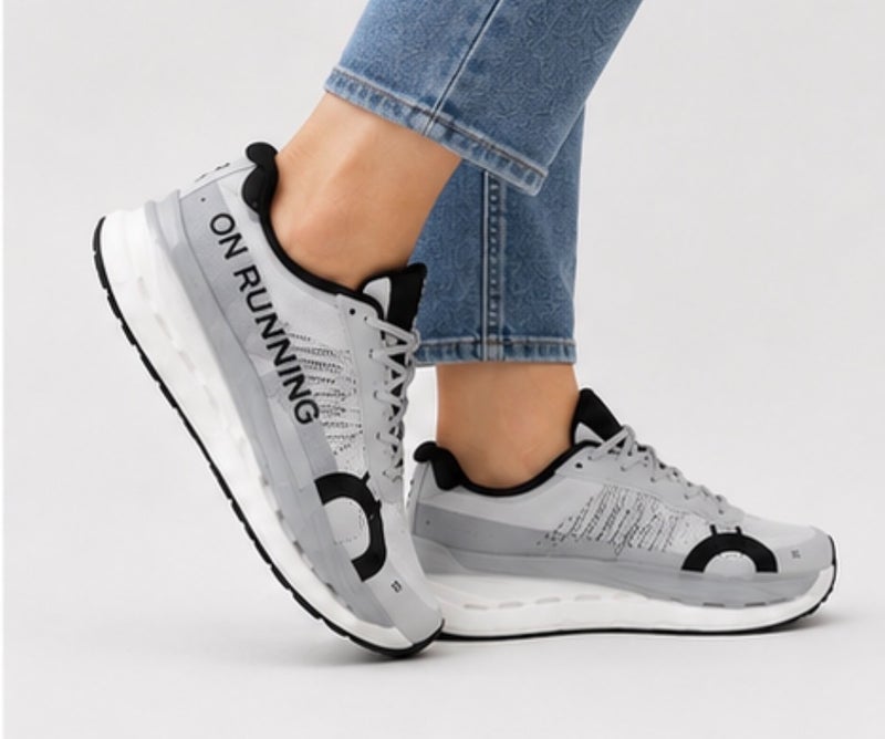 On Running Shoes For Woman - Image 1