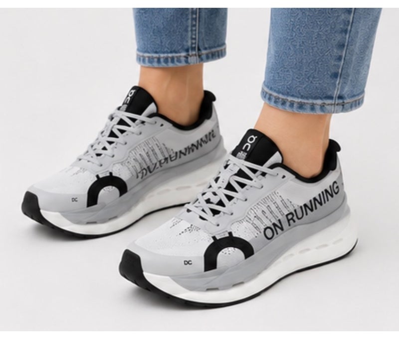 On Running Shoes For Woman - Image 2