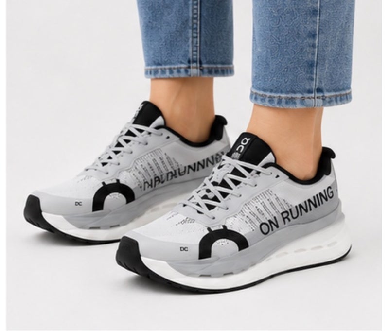 On Running Shoes For Woman - Image 4