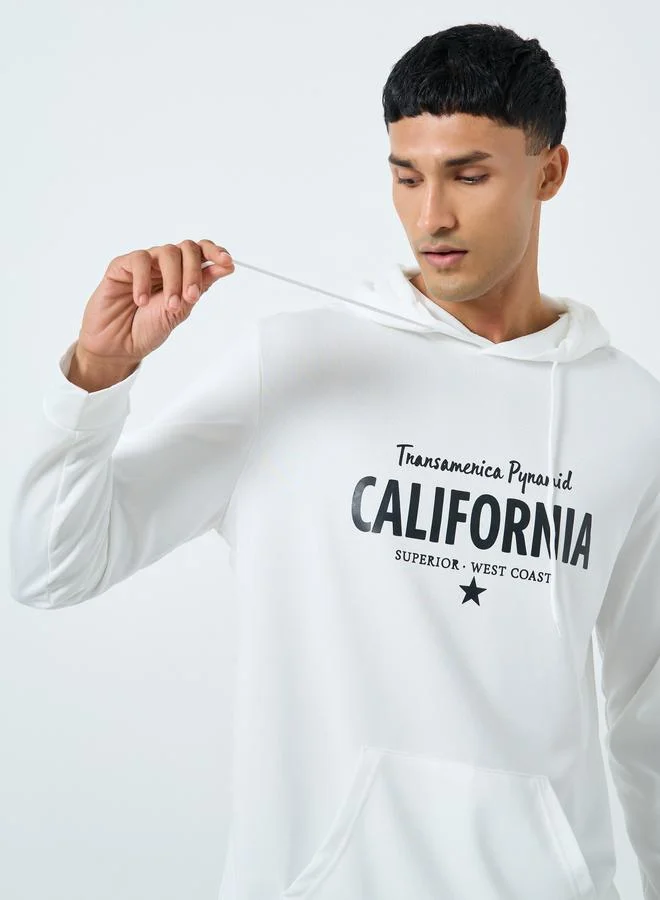 تايك تو هودي بطبعة وجيب أمامي