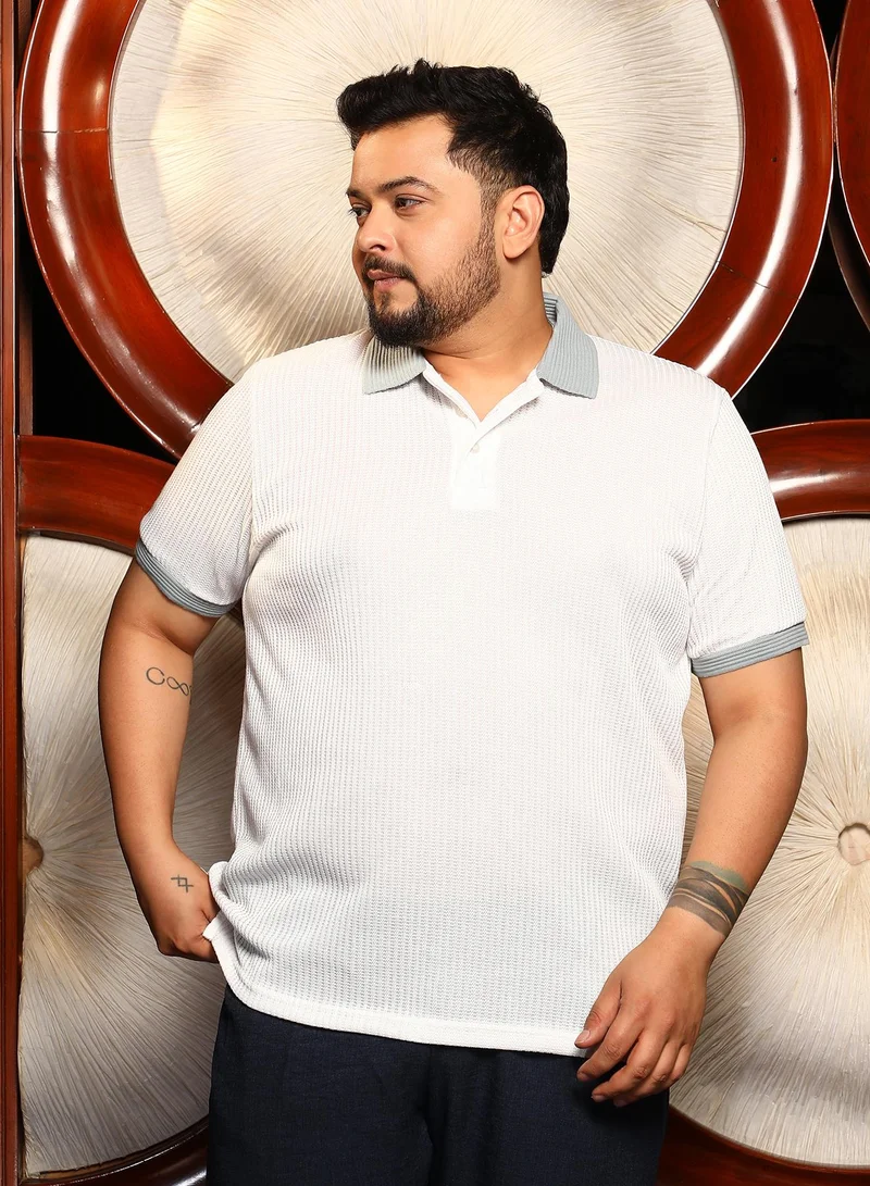 Instafab Plus Instafab Plus Men's White & Green Contrast Ribbed Polo T-Shirt For Casual Wear | Polo Neck | Short Cuffed Sleeves | Half-Button Closure | Plus Size T-Shirt Crafted With Comfort Fit For Everyday Wear