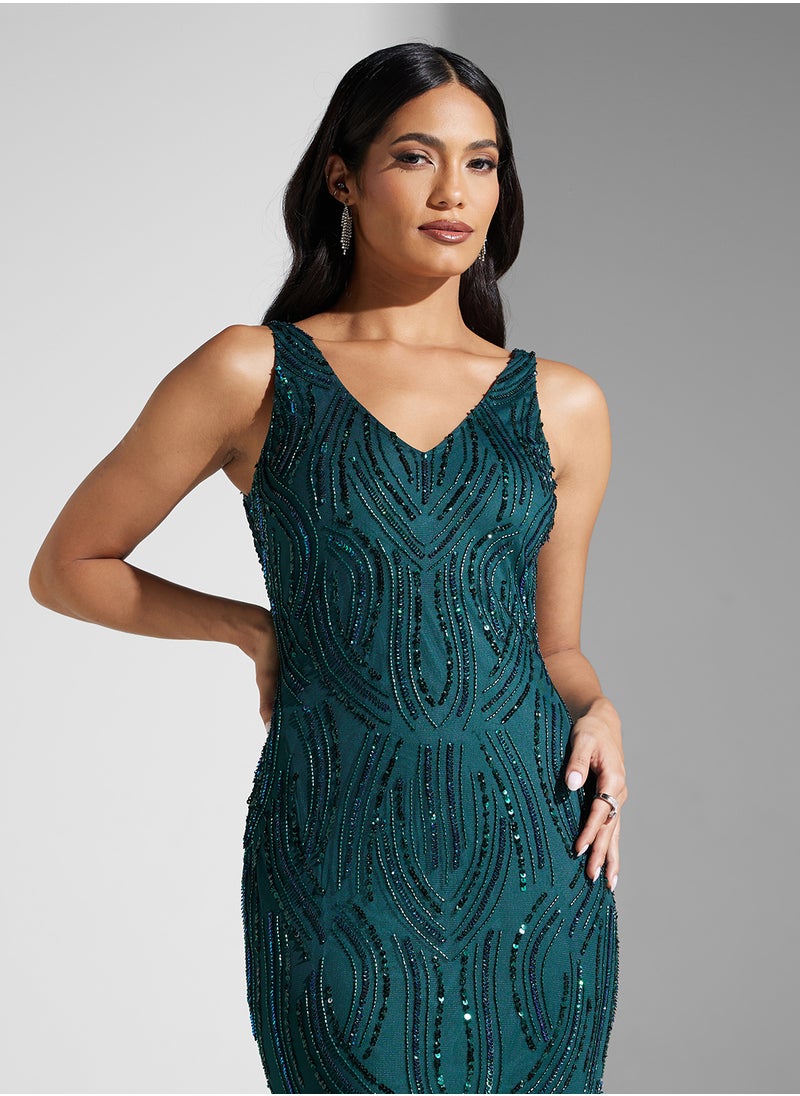 Namshi x V Neck Sequin Embellished Evening Gown  - Image 3