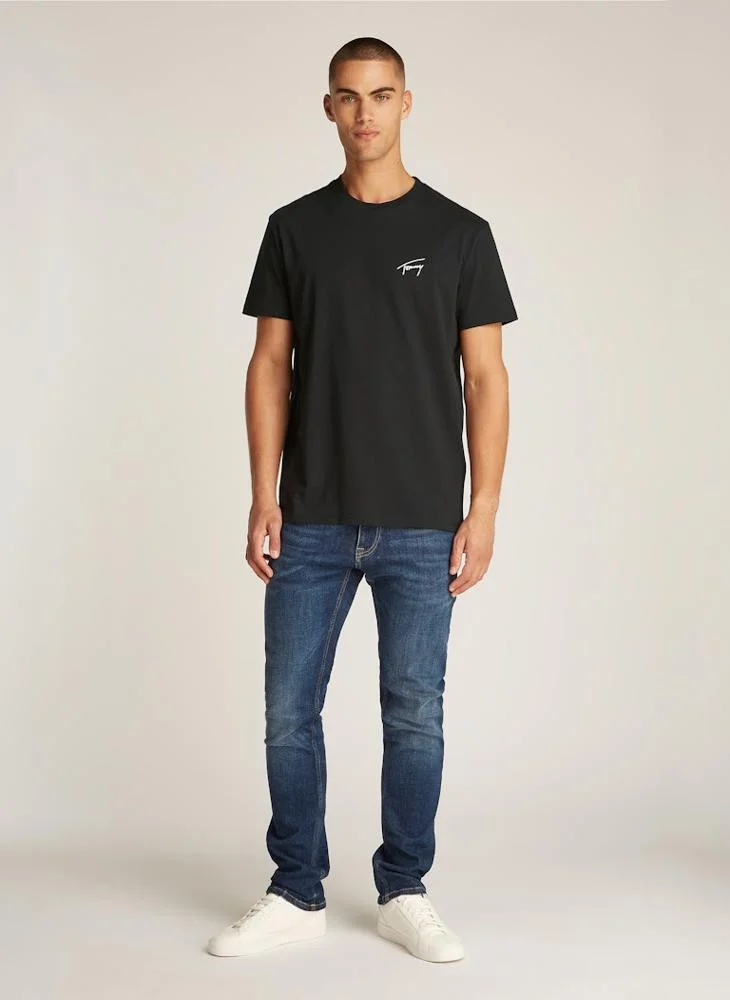 تومي جينز Logo Print Short Sleeve  Crew Neck T-Shirt