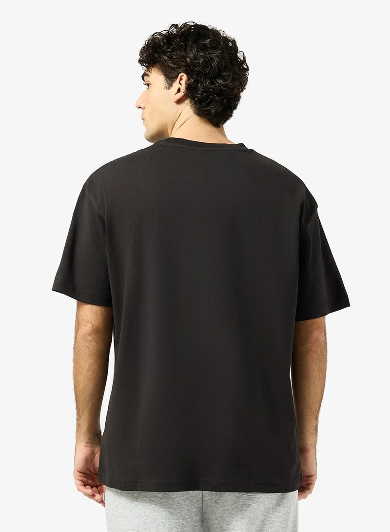 PUMA Essential Elevated Cat Logo Relaxed T-Shirt