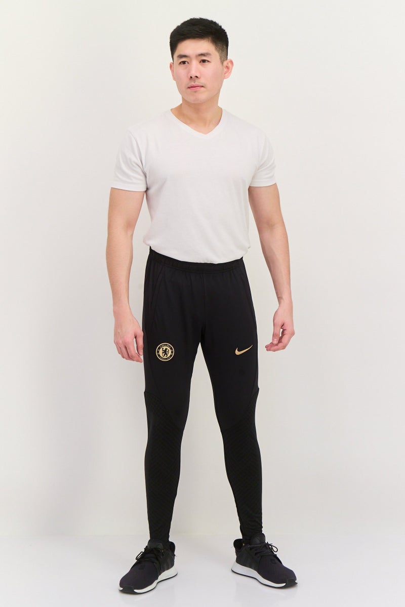 Nike Men Slim Fit Chelsea Football Club Sweatpants, Black  - Image 4
