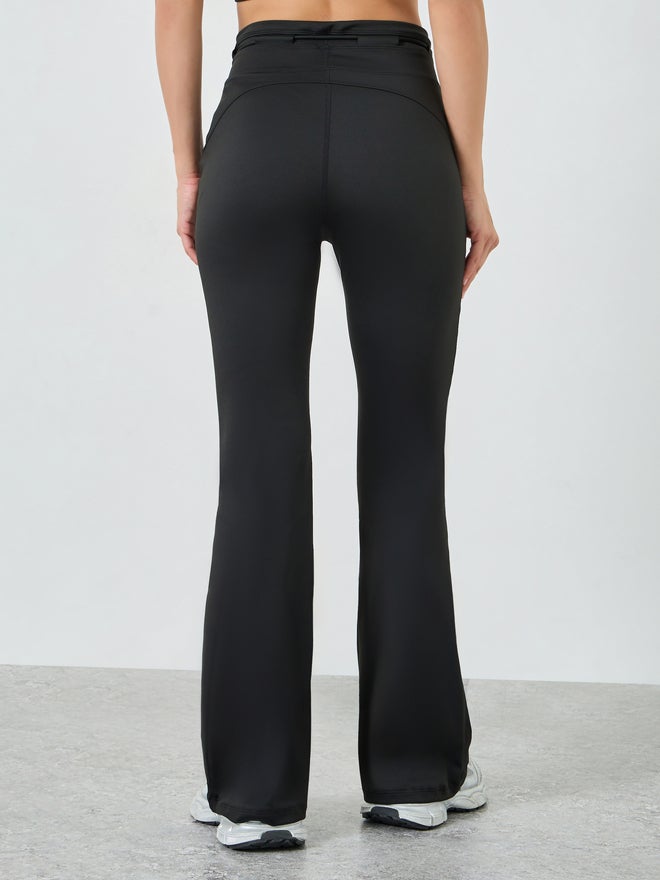 Styli Active Styli Black Toggle Waist Detail Flared Pants - Image 4