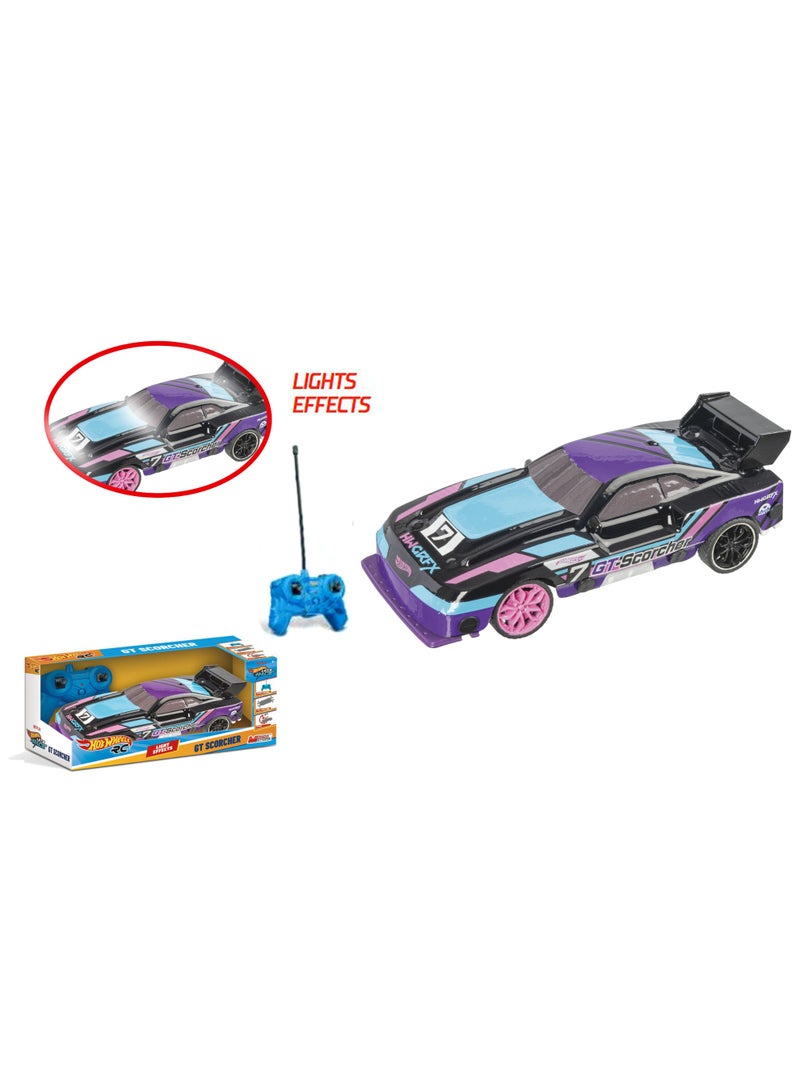 Hot Wheels سيارة تحكم عن بعد هوت ويلز سكورتشر GT مع تأثيرات الإضاءة 1/24 تعمل بالبطارية | سيارة سباق | سيارة للعرض | مركبة لعب | هدية لجمع الهدايا والأطفال - Image 2